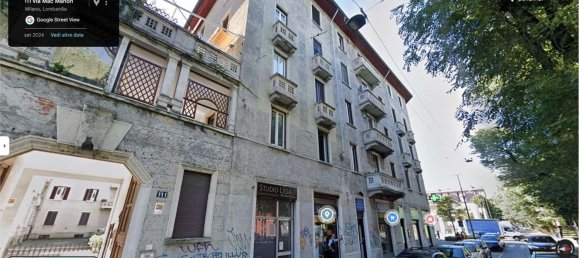 5 rooms Apartment in Milan, Italy No. 290565 8