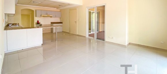 4 Schlafzimmer Villa in Meadows, UAE, Nr. 31379 7