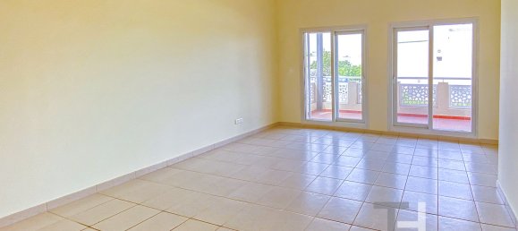 4 Schlafzimmer Villa in Meadows, UAE, Nr. 31379 15