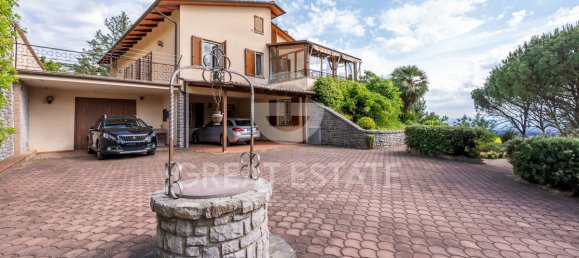 4 bedrooms Villa in Tuoro sul Trasimeno, Italy No. 288068 8