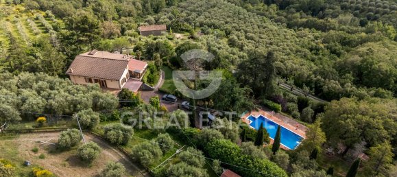 4 bedrooms Villa in Tuoro sul Trasimeno, Italy No. 288068 3