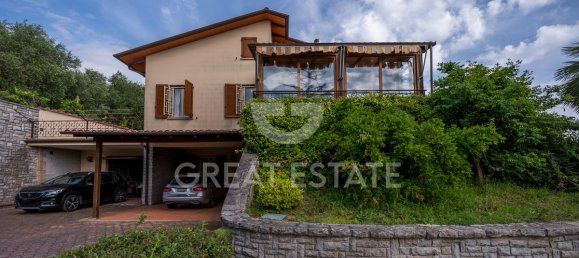 4 bedrooms Villa in Tuoro sul Trasimeno, Italy No. 288068 9