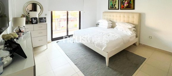 4 bedrooms Villa in Reem, UAE No. 99008 6