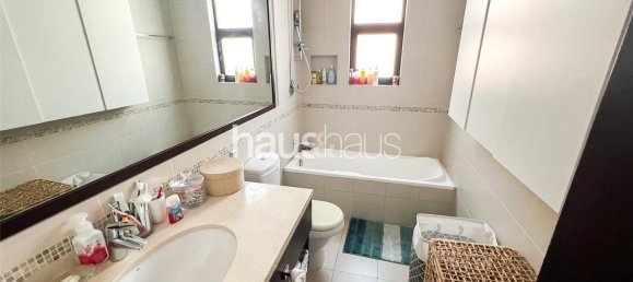 4 bedrooms Villa in Reem, UAE No. 99008 8