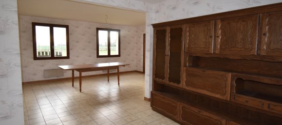 Casa de 2 dormitorios en Luplante, France No. 52557 3