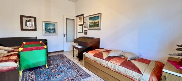 4 rooms Apartment in Monza, Italy No. 34002 2
