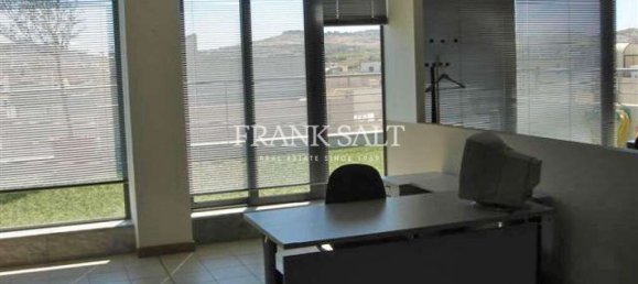 Офис 150м² в Моста, Мальта № 13066 7