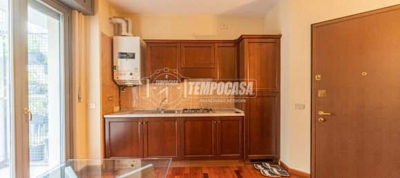 2 rooms Apartment in Milan, Italy No. 338166 9