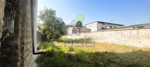 4 غرف نوم منزل في Redondesco, Italy رقم 259255 11