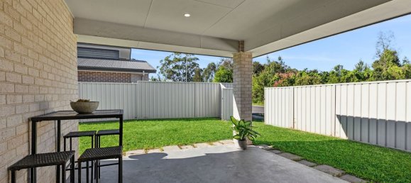 4 bedrooms House in Emerald Beach, Australia No. 192 15