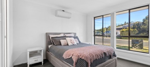 4 bedrooms House in Emerald Beach, Australia No. 192 7