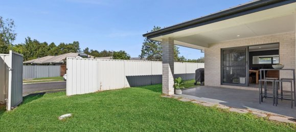 4 bedrooms House in Emerald Beach, Australia No. 192 13