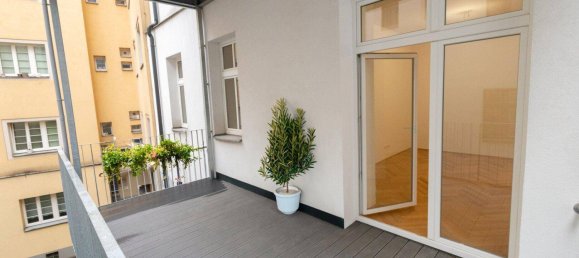 3غرفة شقة في Simmering, Austria رقم 15450 4