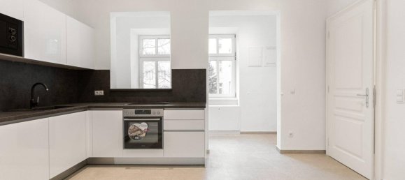 3غرفة شقة في Simmering, Austria رقم 15450 2