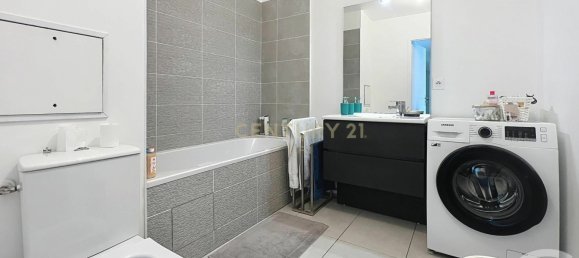 3 Schlafzimmer Wohnung in Noisy-le-Grand, France, Nr. 324580 5