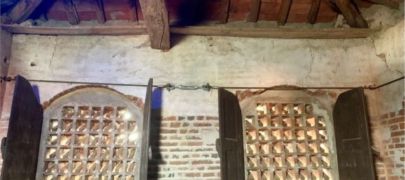 30 Schlafzimmer Haus in Momo, Italy, Nr. 335927 11