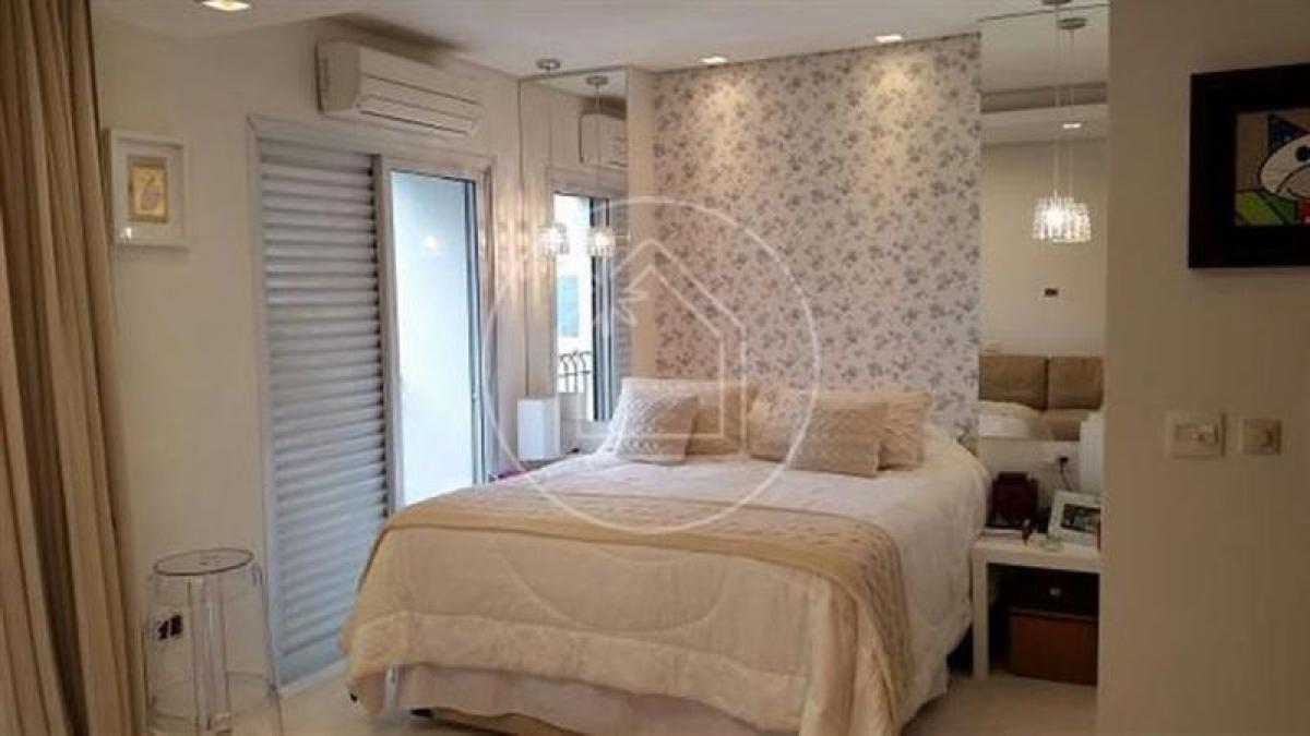 Studio in Sao Paulo, Brazil No. 537155