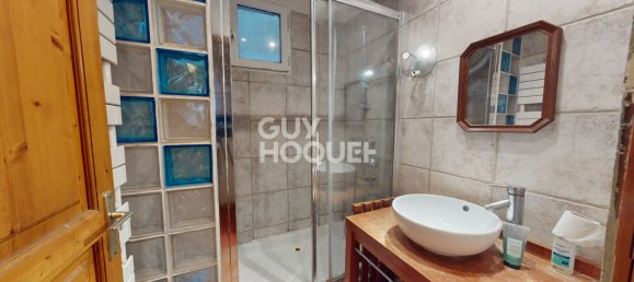 2 bedrooms Apartment in Les Lilas, France No. 162720 5