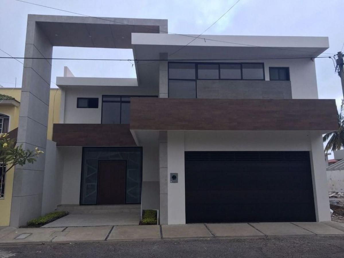 3 bedrooms House in Veracruz, Mexico No. 208222