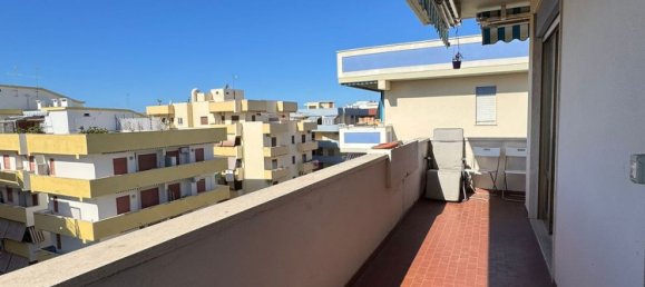 Пентхаус с 2 спальнями в Неттуно, Италия № 357047 20