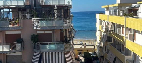 Пентхаус с 2 спальнями в Неттуно, Италия № 357047 44