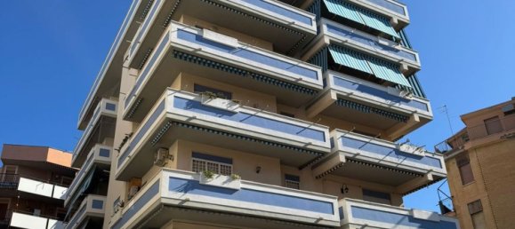 Пентхаус с 2 спальнями в Неттуно, Италия № 357047 2