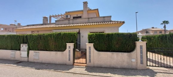 3 غرف نوم منزل في Alicante, Spain رقم 186380 2
