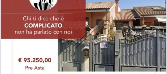 4 bedrooms Apartment in Rome, Italy No. 352538 2