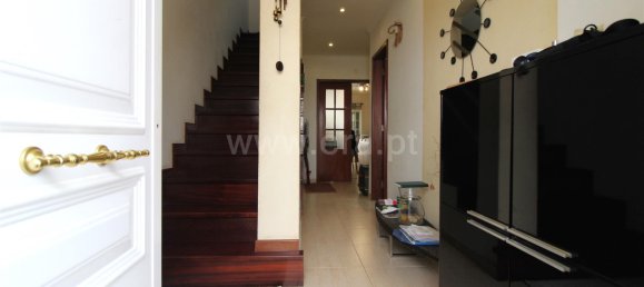 3 Schlafzimmer Haus in Corroios, Portugal, Nr. 102224 3