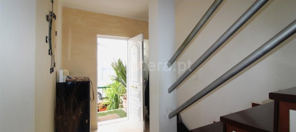 3 Schlafzimmer Haus in Corroios, Portugal, Nr. 102224 20