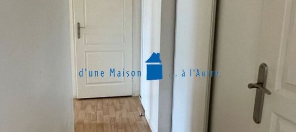 2 bedrooms Apartment in Bezons, France No. 172621 2