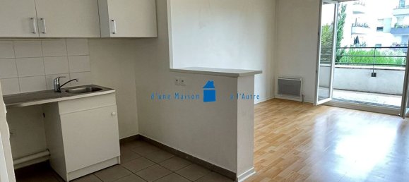 2 bedrooms Apartment in Bezons, France No. 172621 5