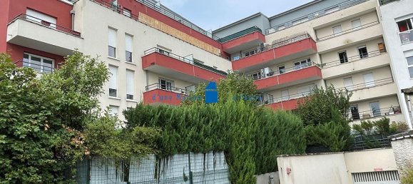 2 bedrooms Apartment in Bezons, France No. 172621 8