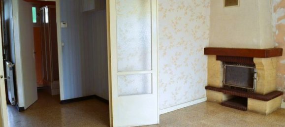 4 bedrooms House in Digoin, France No. 315873 5