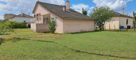 4 bedrooms House in Digoin, France No. 315873 14
