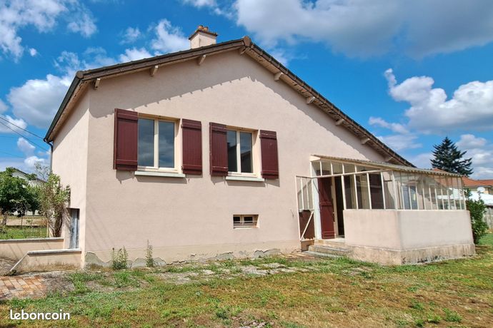 4 bedrooms House in Digoin, France No. 315873