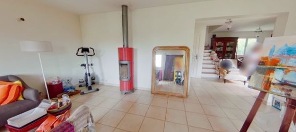 Casa de 3 dormitorios en Val-d'Oise, France No. 359090 4