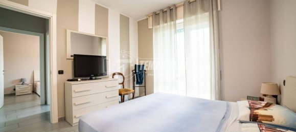 Apartamento de 2 dormitorios en Arona, Italy No. 302135 11