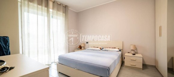 Apartamento de 2 dormitorios en Arona, Italy No. 302135 10