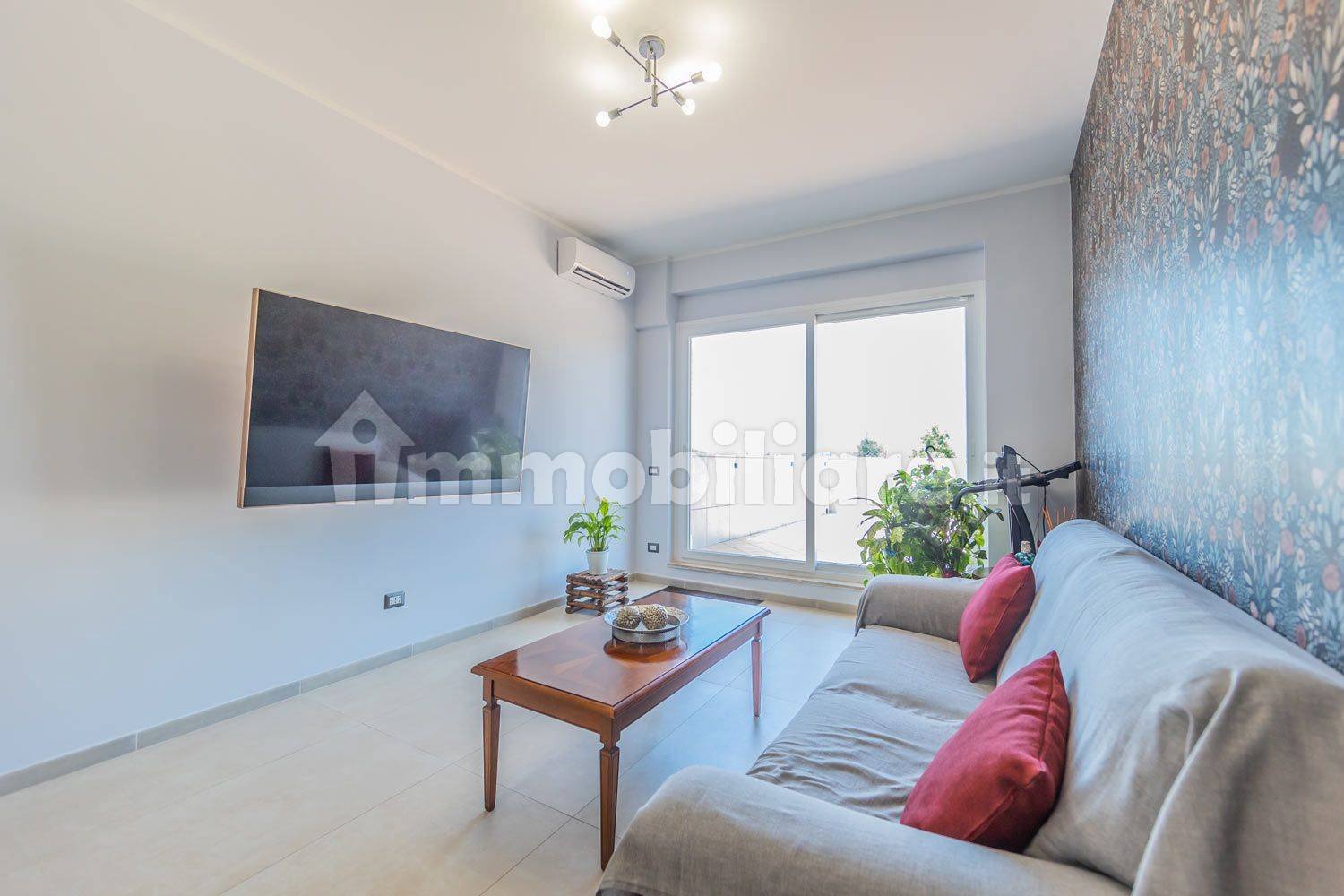 2 bedrooms Apartment in Rome, Italy No. 309271