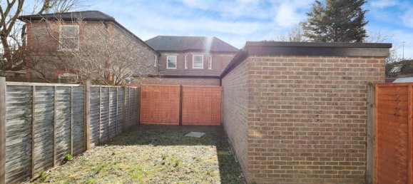 2 bedrooms Apartment in Watford, United Kingdom No. 6830 30