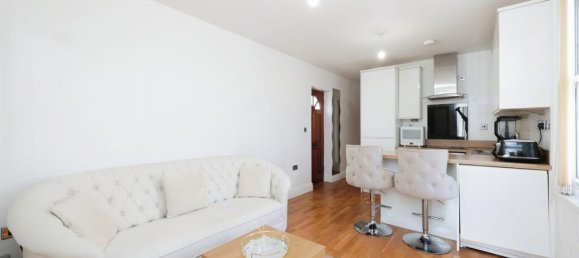2 bedrooms Apartment in Watford, United Kingdom No. 6830 6