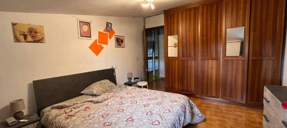 Дом с 3 спальнями в Сальмоур, Италия № 176347 7