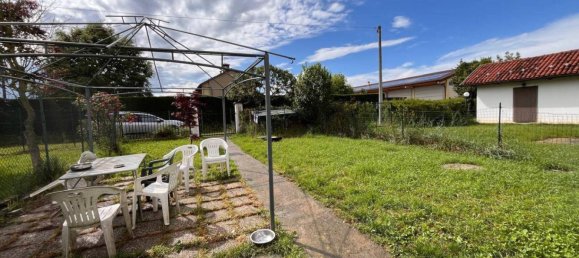 Дом с 3 спальнями в Сальмоур, Италия № 176347 26