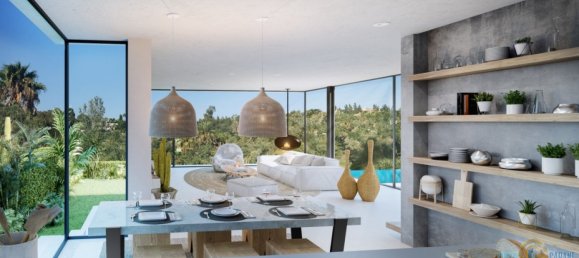 4 bedrooms Villa in Estepona, Spain No. 10073 4