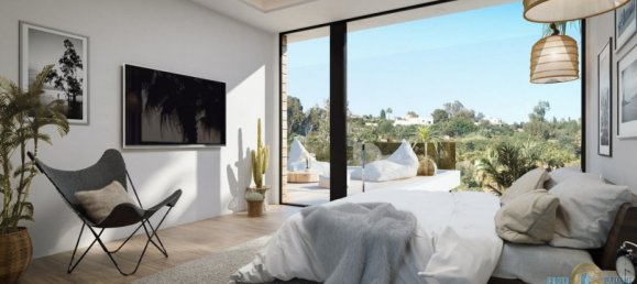 4 bedrooms Villa in Estepona, Spain No. 10073 9