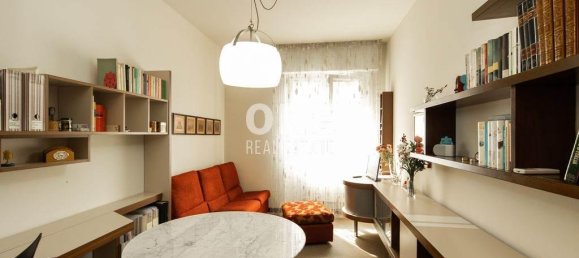 2 rooms Apartment in Milan, Italy No. 247775 3