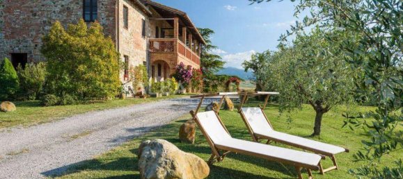 11 bedrooms Villa in Pienza, Italy No. 445 12