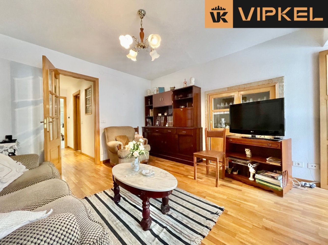  بناية في Lugo, Spain 184متر مربع رقم 49542