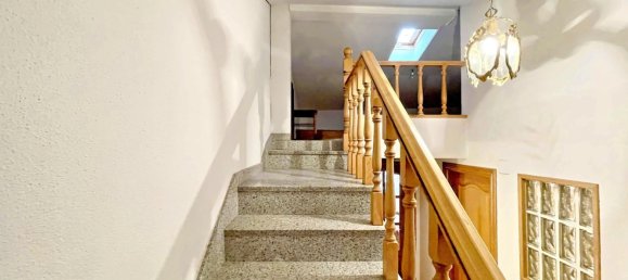  بناية في Lugo, Spain 184متر مربع رقم 49542 25